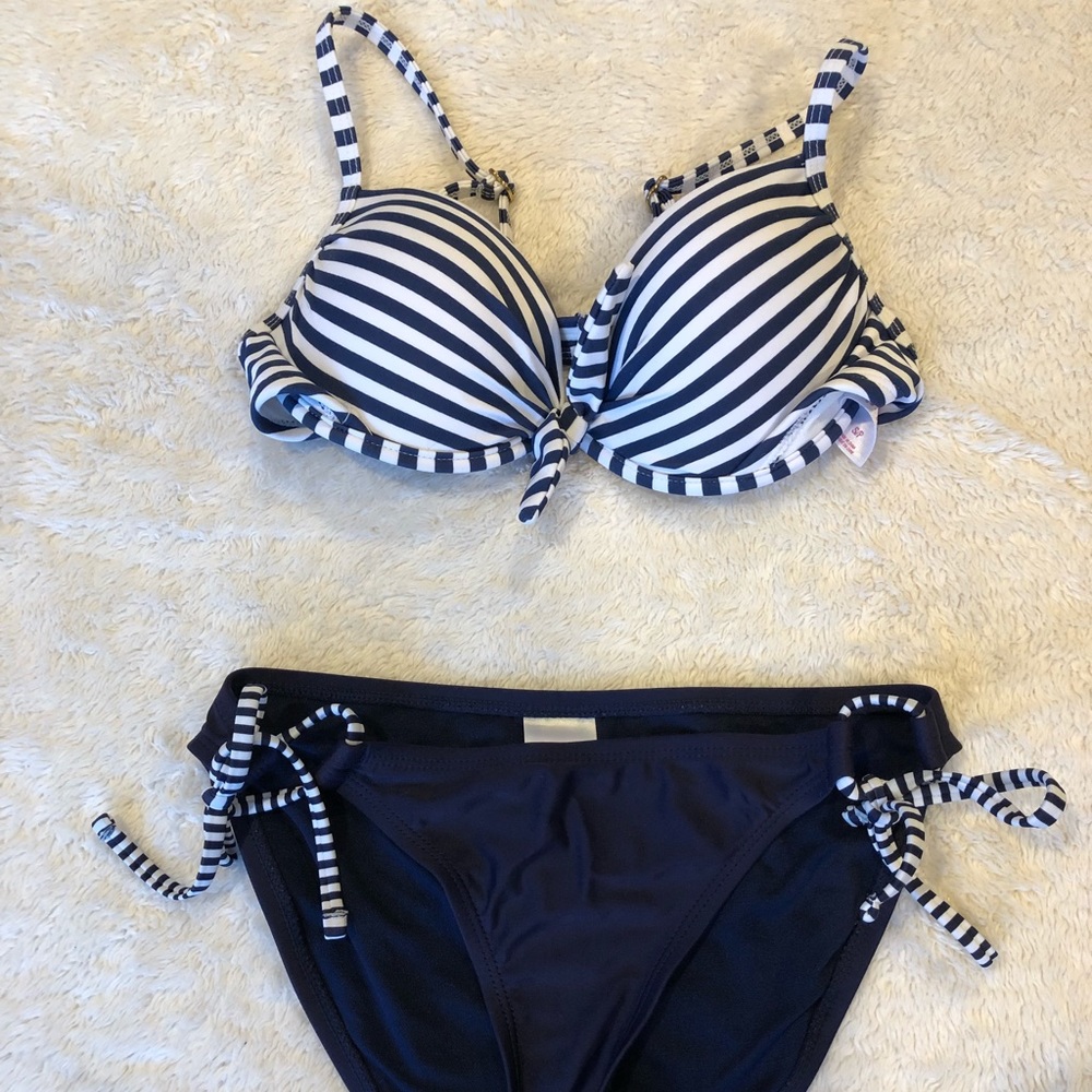 Women’s bikini